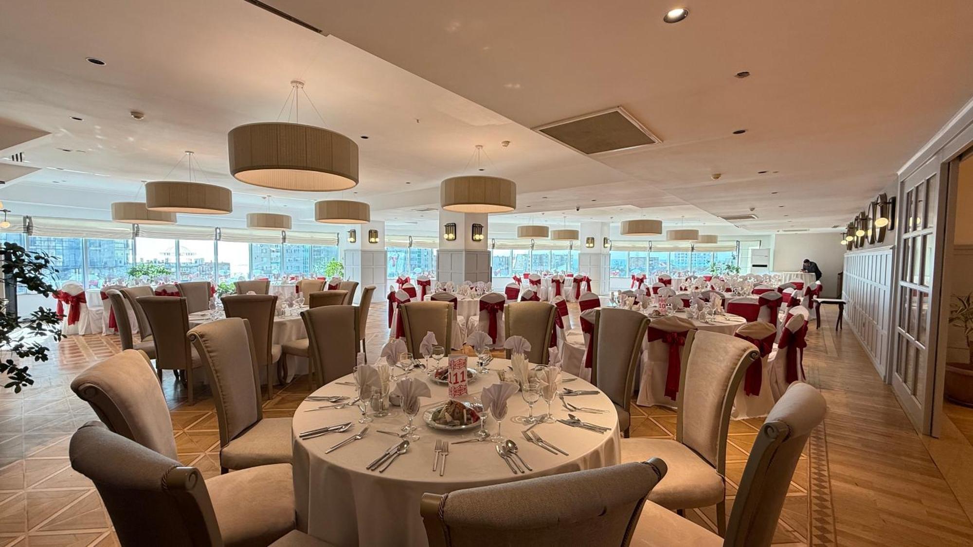 Grand Hotel Victory อัคเทา ภายนอก รูปภาพ